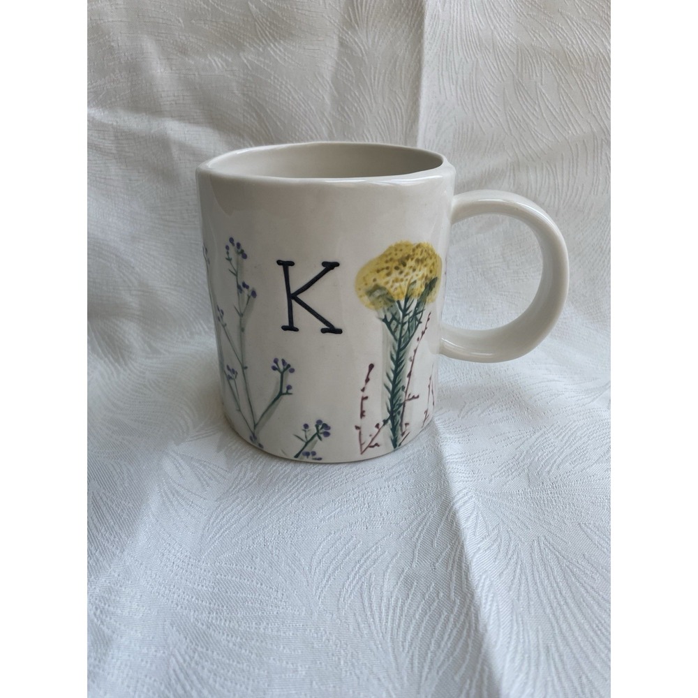NEW ANTHROPOLOGIE DAGNY INITIAL "K" MONOGRAM COFFEE MUG BOTANICAL HAND PAINTED